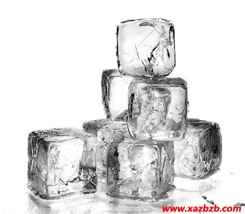 西安食用冰块在饮品中的重要作用