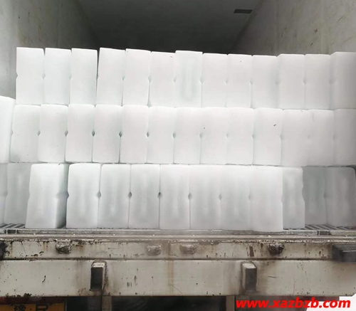 厂家详细介绍了西安降温冰块的生产流程